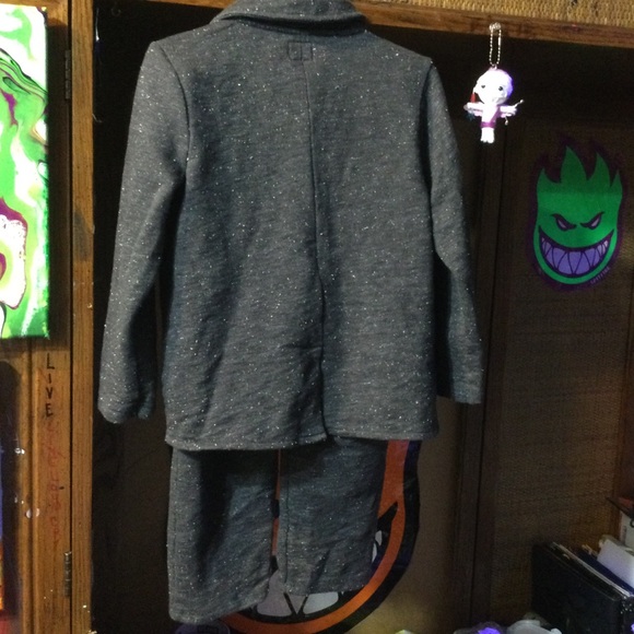 Oshkosh Gosh baby b’gosh comfy dark gray suit jacket and pants size 4t set only - Picture 3 of 13